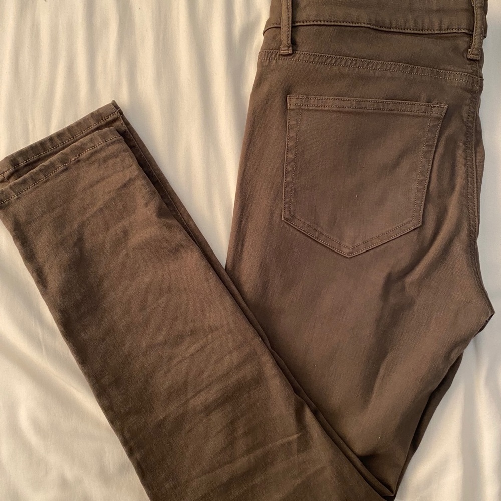 M1858 NEW YORK OLIVE ANKLE JEANS